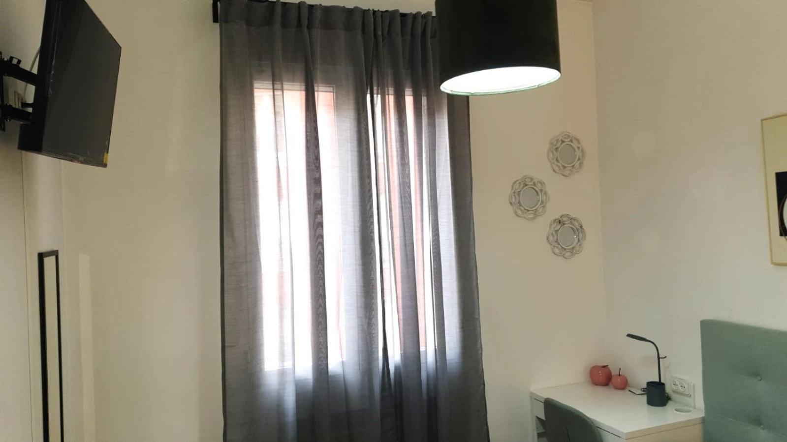 Habitaciones Magdalena Madrid Exterior photo